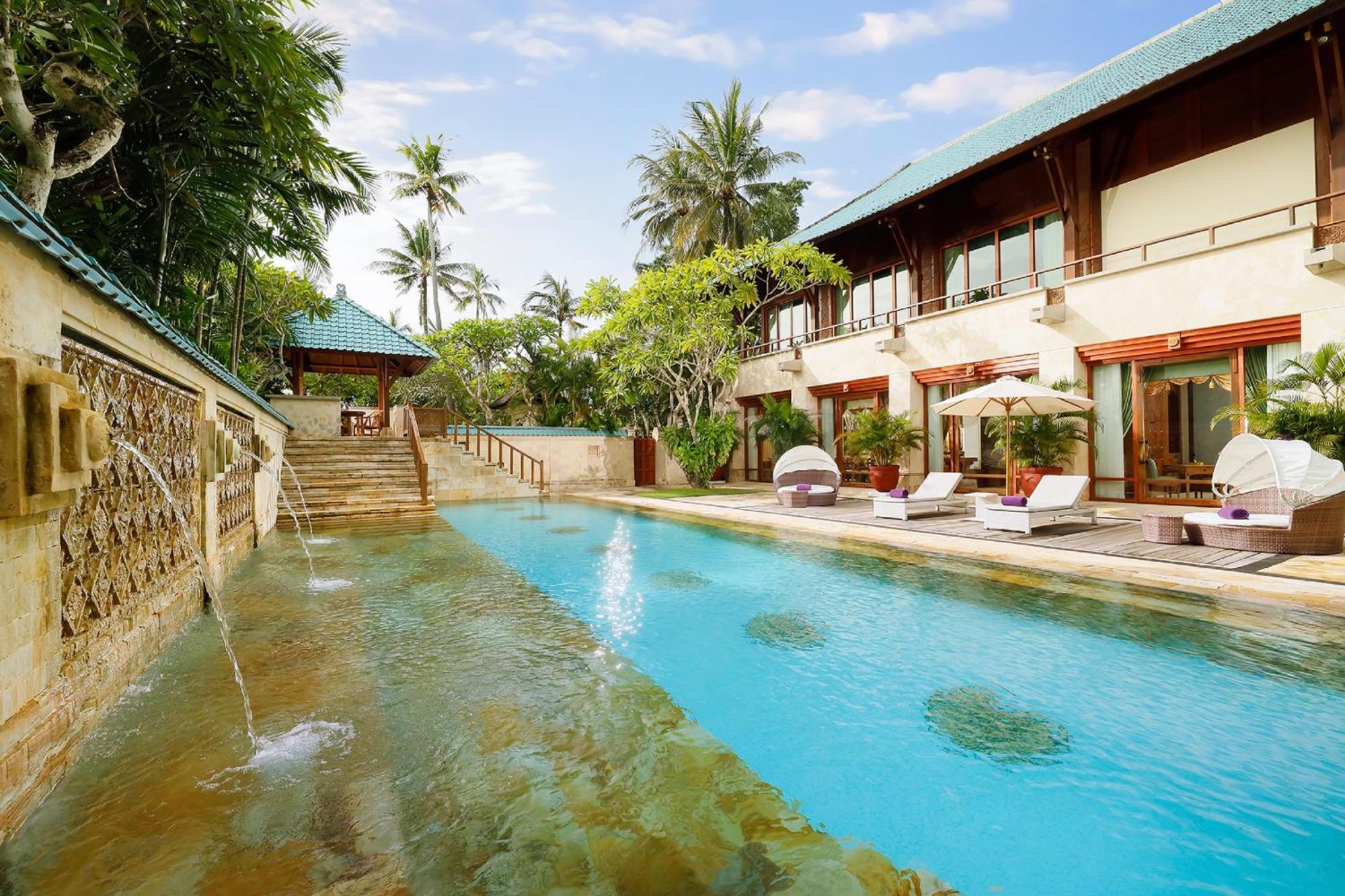 Nusa Dua Beach Hotel And Spa - Handwritten Collection Exterior photo The swimming pool at the hotel