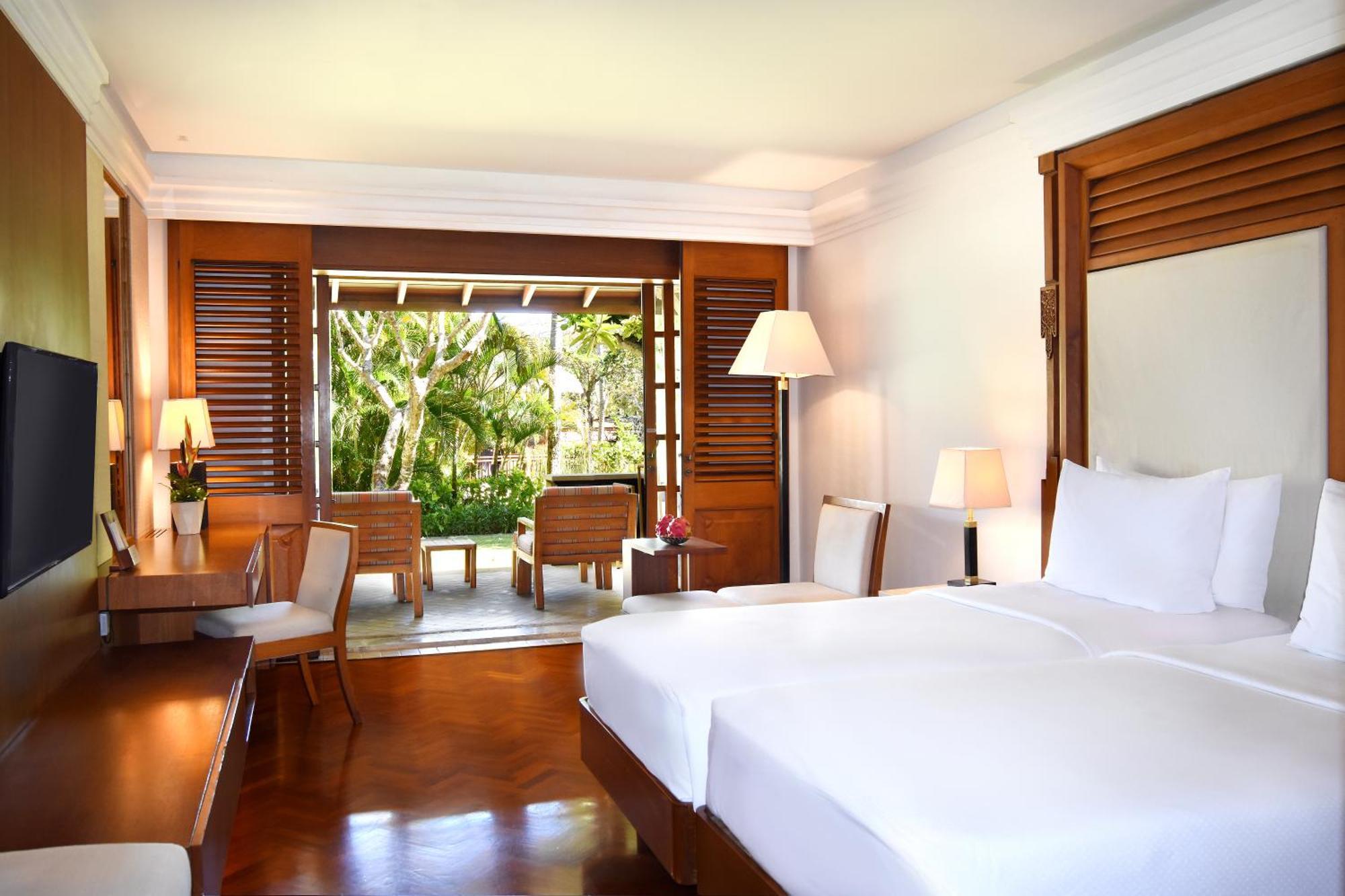 Nusa Dua Beach Hotel And Spa - Handwritten Collection Exterior photo Deluxe room