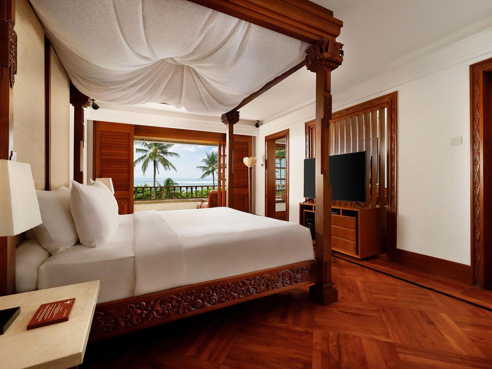 Nusa Dua Beach Hotel And Spa - Handwritten Collection Exterior photo A bedroom at the Westin Langkawi Resort & Spa