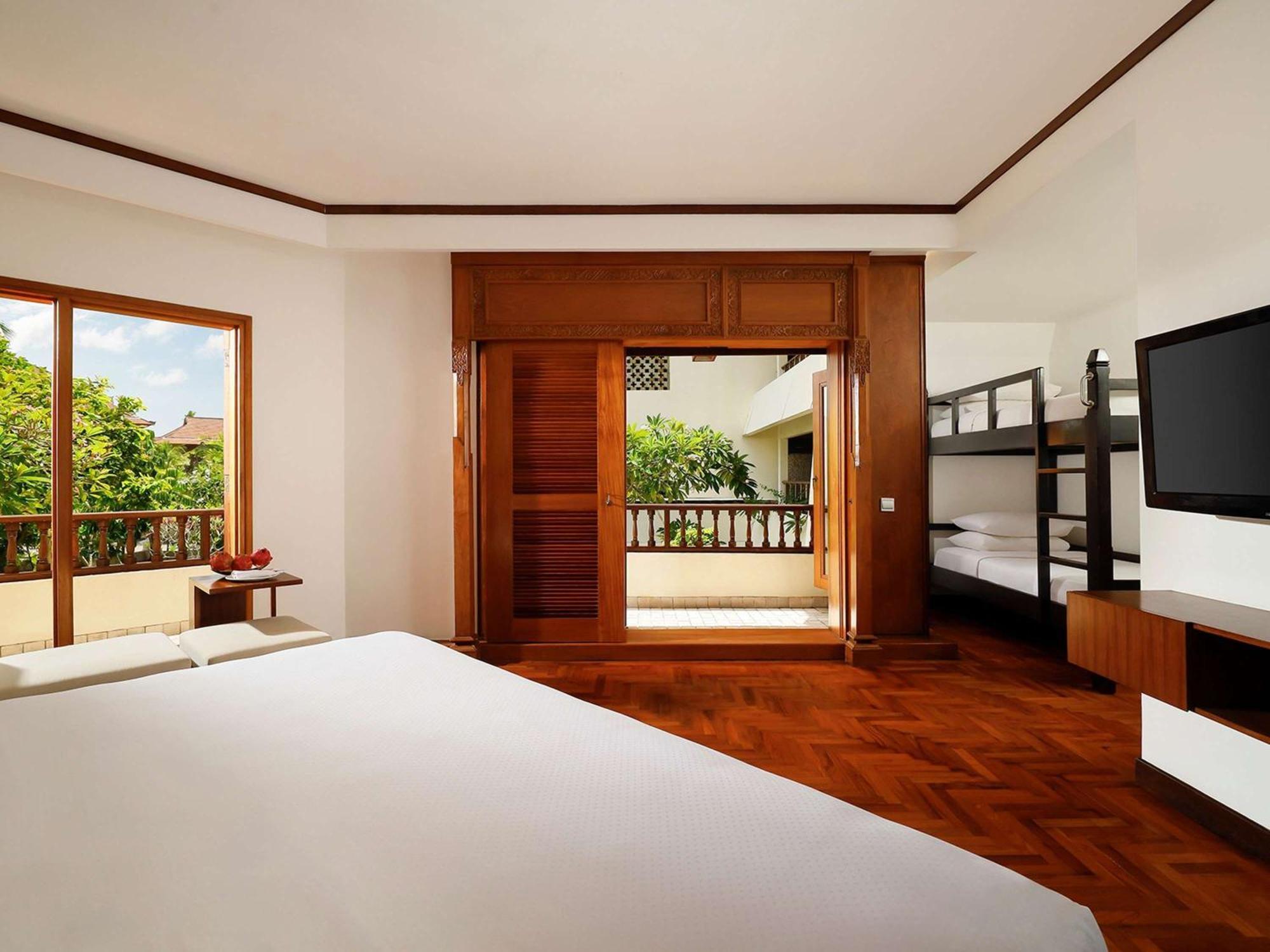 Nusa Dua Beach Hotel And Spa - Handwritten Collection Exterior photo A typical room at the hotel