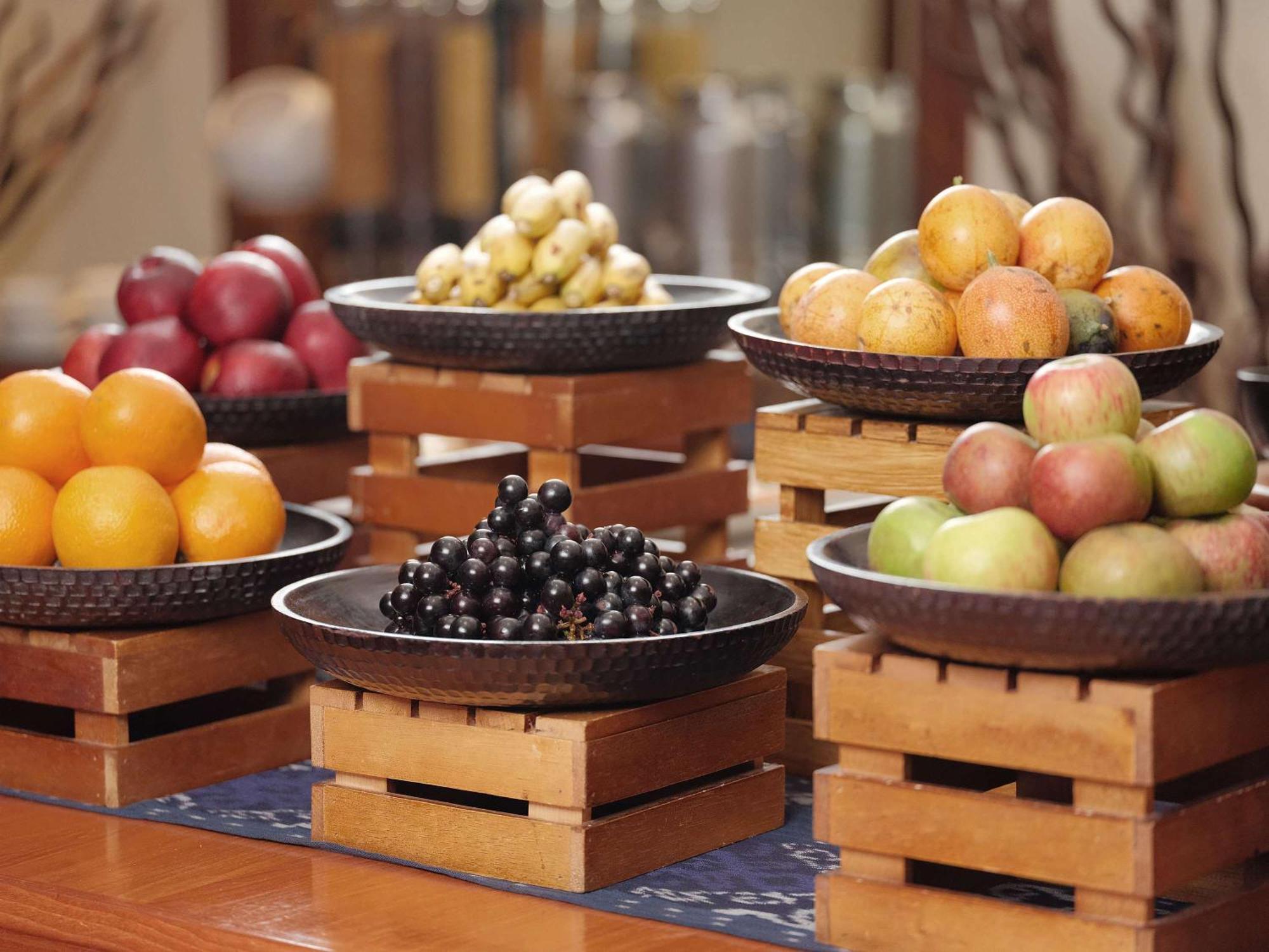 Nusa Dua Beach Hotel And Spa - Handwritten Collection Exterior photo Fruit
